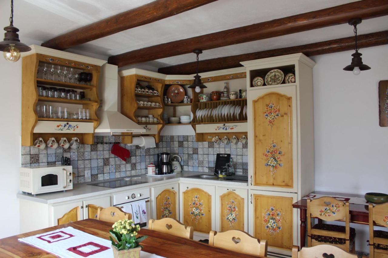 Ferienhaus Casa Muchia Lui Girnita *
