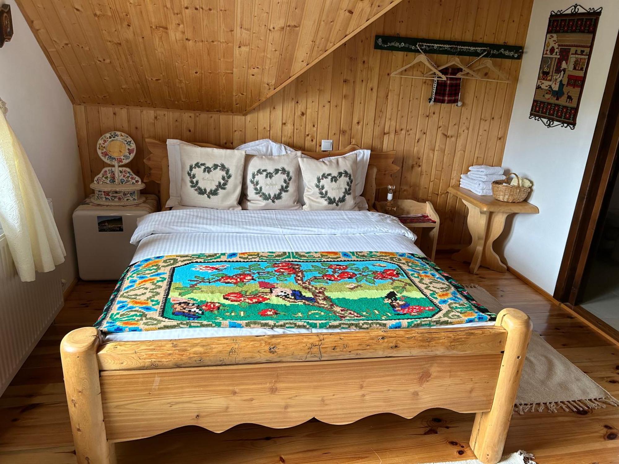 Ferienhaus Casa Muchia Lui Girnita